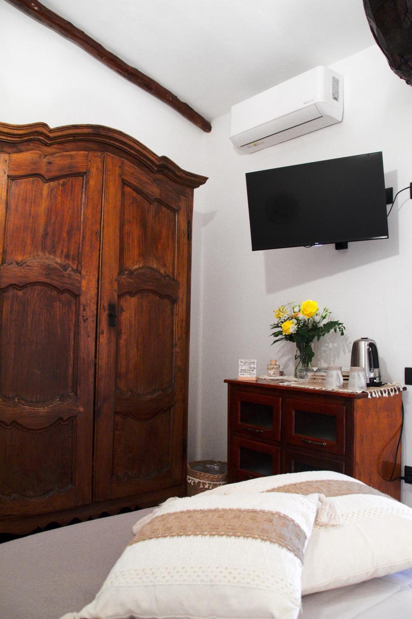 Domuseo Bed & Breakfast Quartucciu Exterior photo